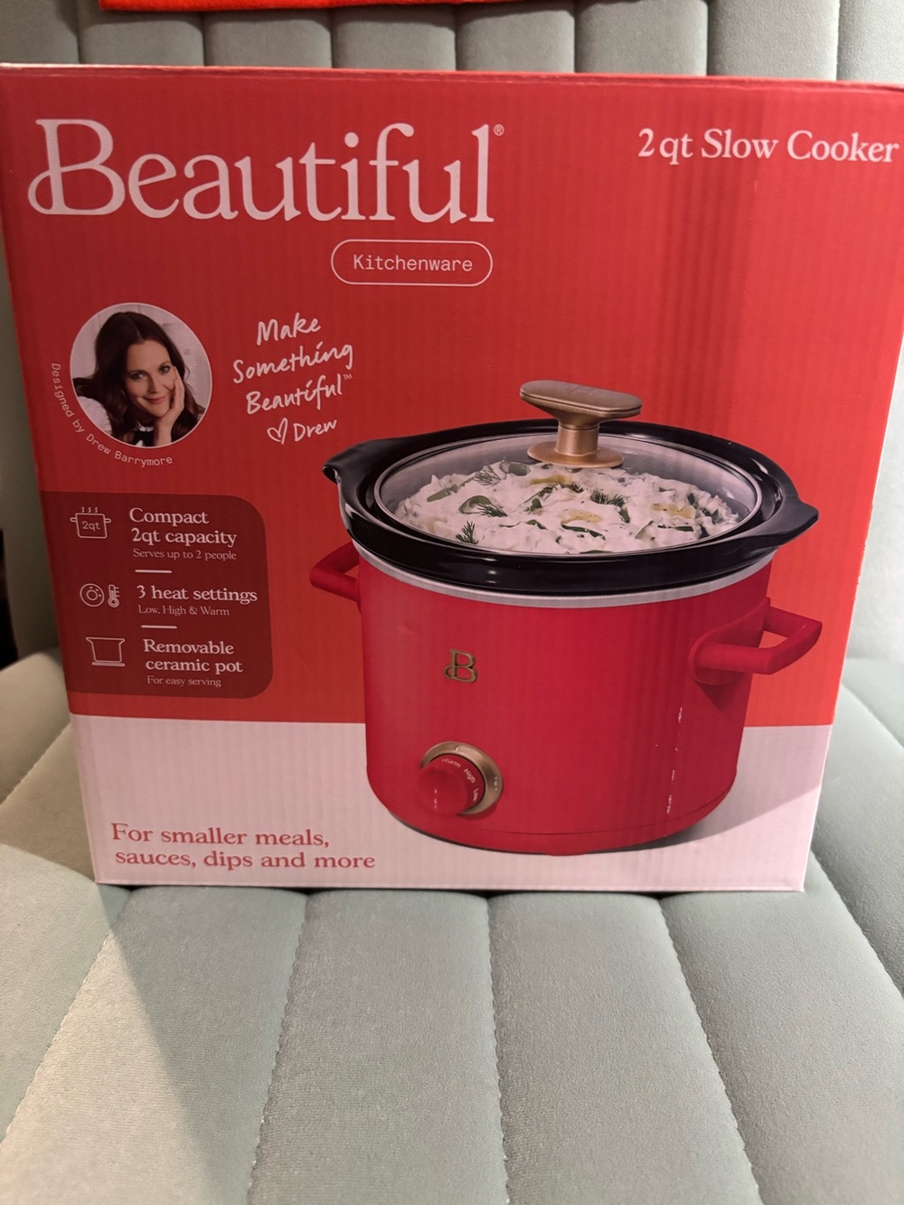 Beautiful Kitchenware 2qt Slow Cooker - Red..limited edition(NWT)